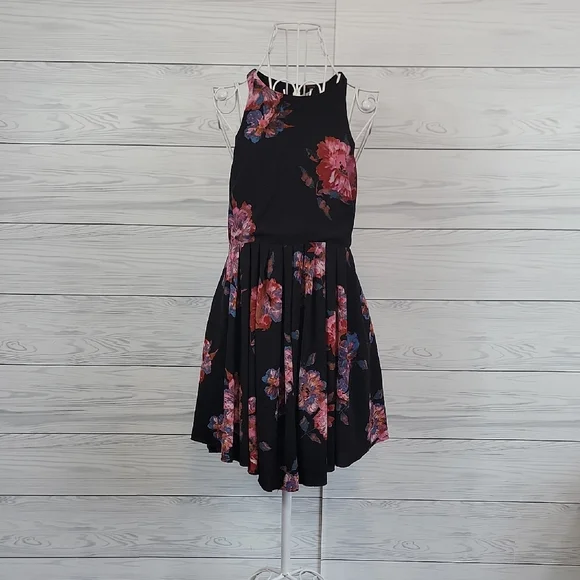Free People Flutter By Flirty Floral Sleeveless Mini Dress Womens Size 0 - Picture 1 of 14